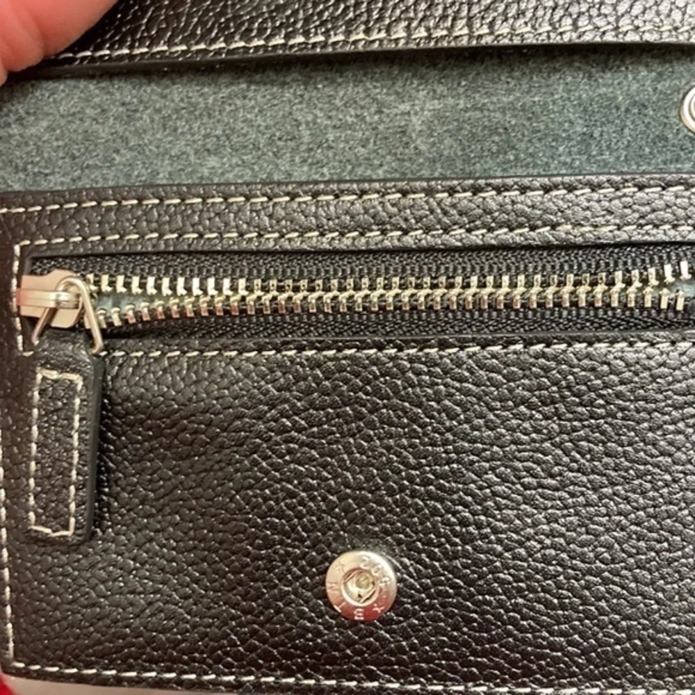 Levenger black leather mini card wallet